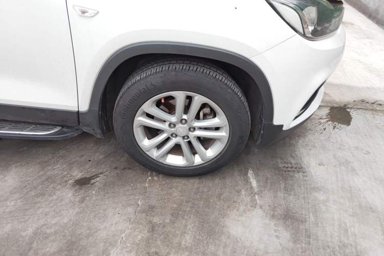 Used Chevrolet Trax 2017 1.4T Automatic Two-Wheel Drive Comfort Version Exterior 4