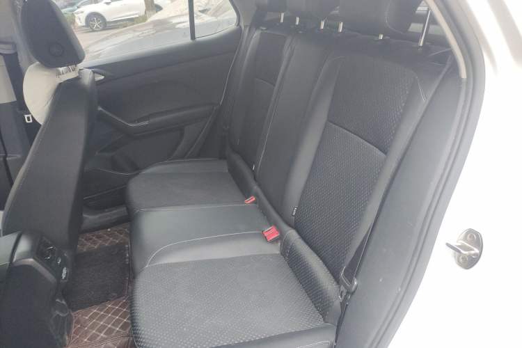 Used Volkswagen Tacqua 2020 1.5L Automatic Yue
