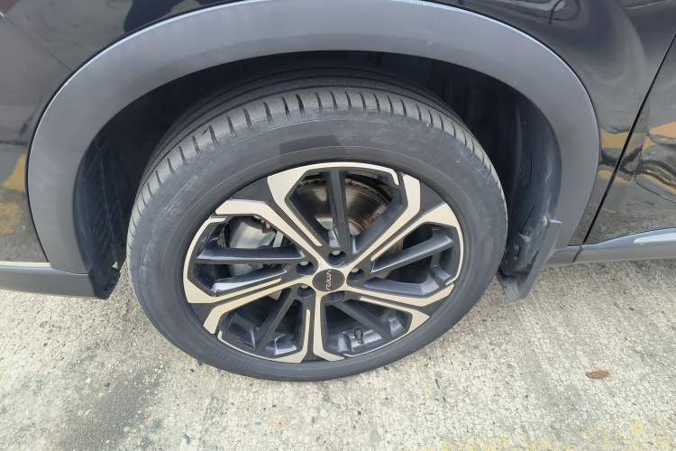 Used Dongfeng Aeolus Huge 2022 Mach Dual-Motor 1.5T MHD Dare-to-Dream Edition Left Front Wheel Hub