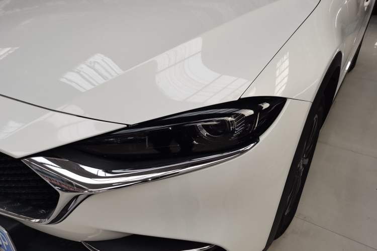 Used Mazda CX-4 2020 2.0L Automatic Two-Wheel Drive Blue Sky Luxury Edition
