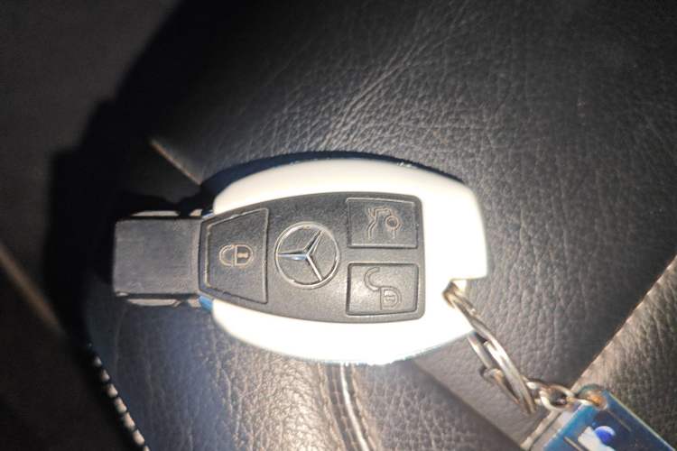 Used Mercedes-Benz E-Class 2011 E 260 CGI Coupe