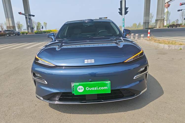 Used Geely Galaxy 8 2025 130km EM-P Starship Edition
