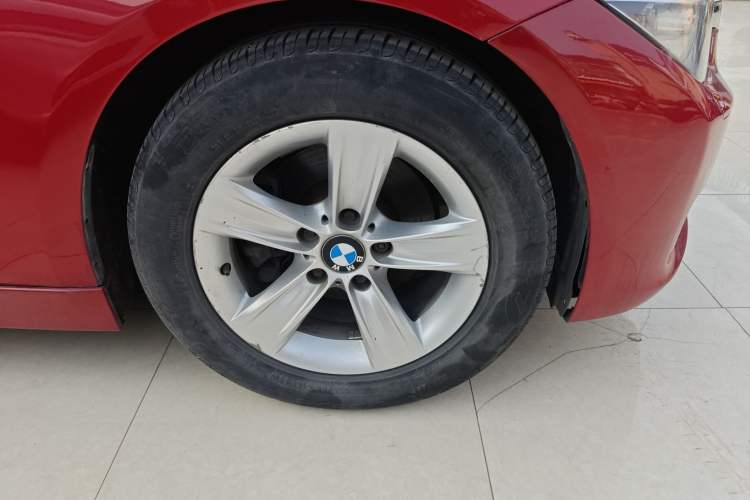 Used BMW 3 Series 2013 320i Sport Edition Right Front Wheel Hub