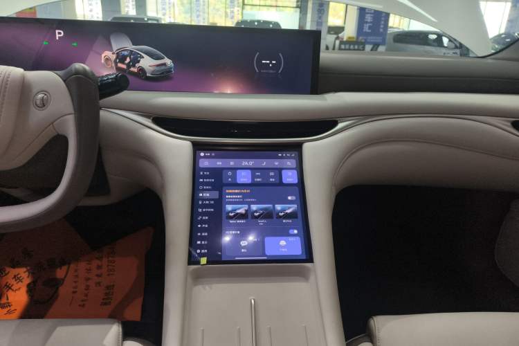 Used IM L6 2025 Max Audio And AC Panel