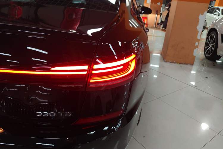 Used Volkswagen Passat 2023 330TSI Elite Edition
