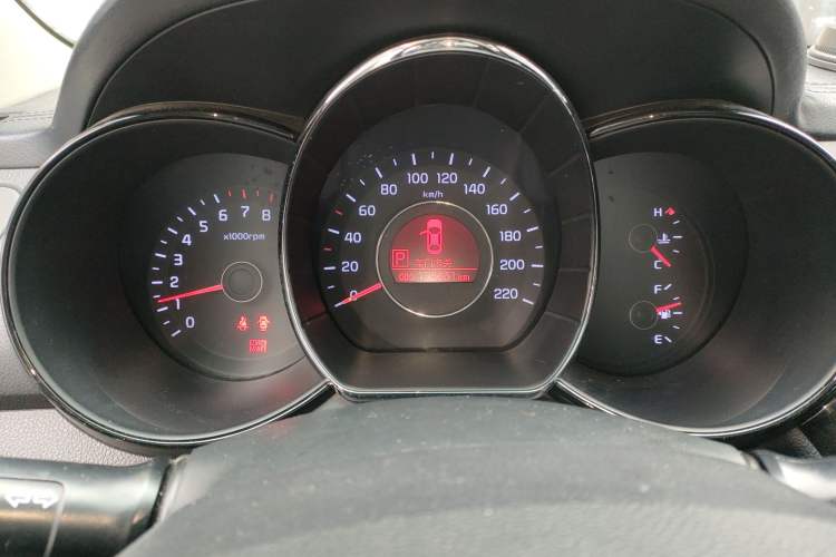 Used Kia K2 2012 Sedan 1.6L Automatic Transmission Premium Commemorative Edition
