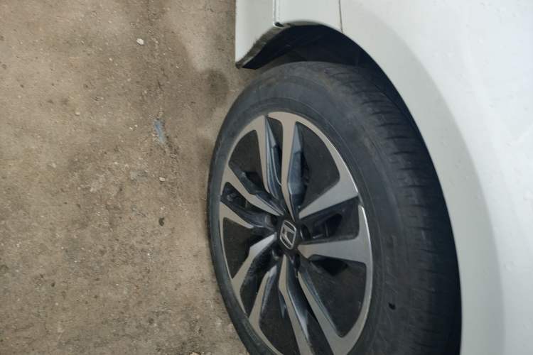 Used Honda Inspire 2022 Lingpai Hybrid 2.0L Pure Elegant Edition Right Rear Wheel Hub