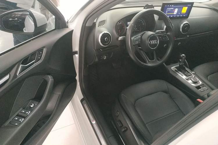 Used Audi A3 2018 30th Anniversary Edition Sportback 35 TFSI Fashion Model