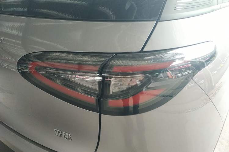 Used Geely Galaxy Geome 2026 Model 310km Youth Edition Right Rear Taillight