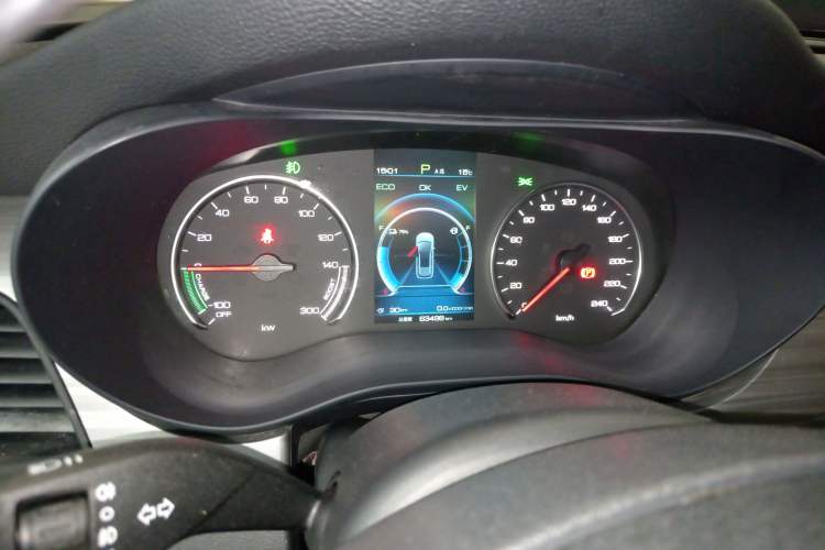 Used BYD Song MAX New Energy 2019 DM 1.5T Smart Connect Advanced 7-Seater China VI Standard