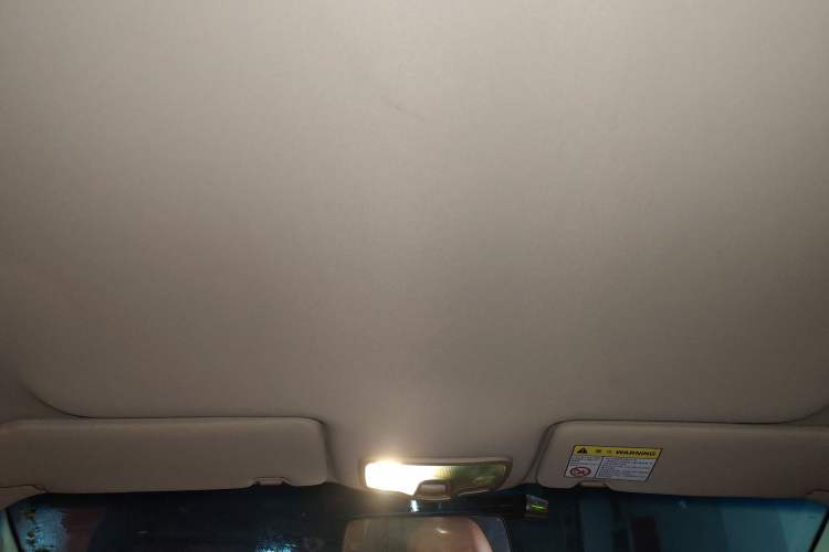 Used Roewe 350 2014 1.5L Automatic Xunda Edition
