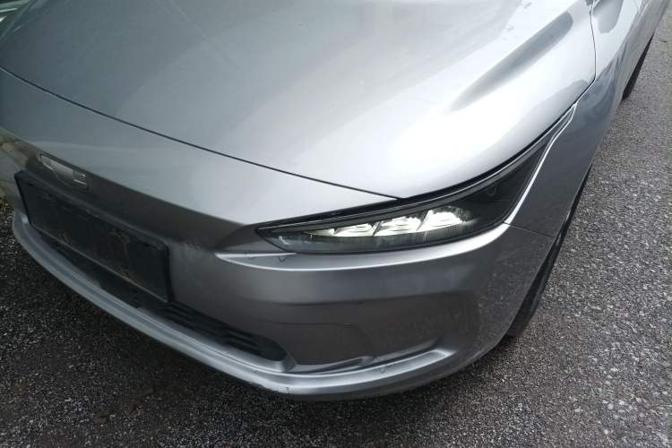 Used Geometry A 2024 410KM Travel Edition Left Front Headlight