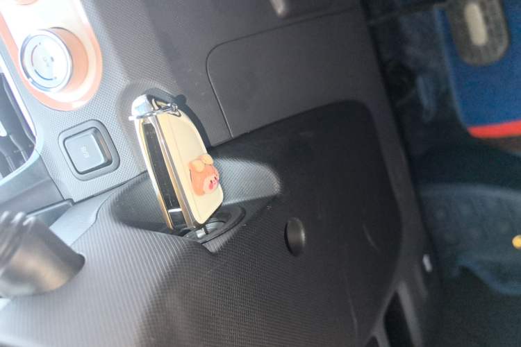 Used Wuling Hongguang MINIEV 2021 Macaron Fashion Model Lithium Iron Phosphate
