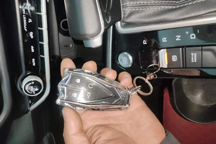 Used Changan Eado 2021 PLUS Blue Whale NE 1.4T GDI DCT Prestige Model
