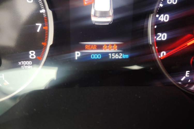 Used Toyota Wildlander 2024 2.0L CVT Two-Wheel Drive Leading Edition Odometer Close Up