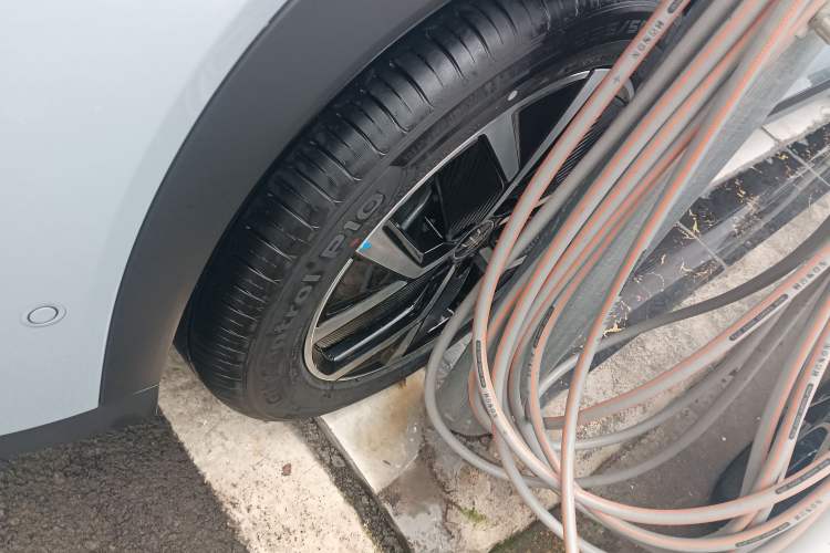 Used BYD Song L DM-i 2025 Intelligent Driving Version 160 km Beyond-Range Type
