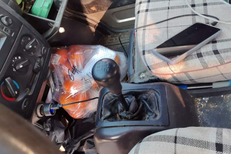 Used Wuling Rongguang 2011 1.2L Base Version
