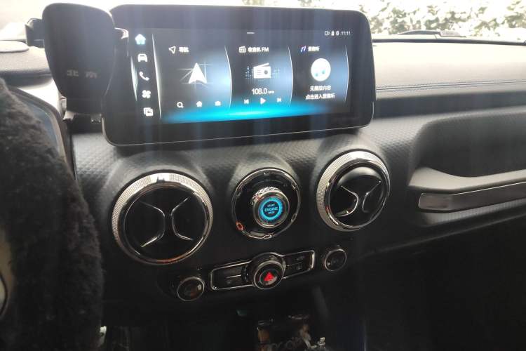 Used BAIC Off-Road BJ40 2023 2.0T Automatic Four-Wheel Drive Urban Hunter Edition Chivalrous Type