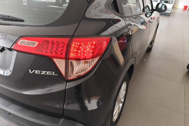 Used Honda Vezel 2017 1.8L CVT 2WD Elite Model
