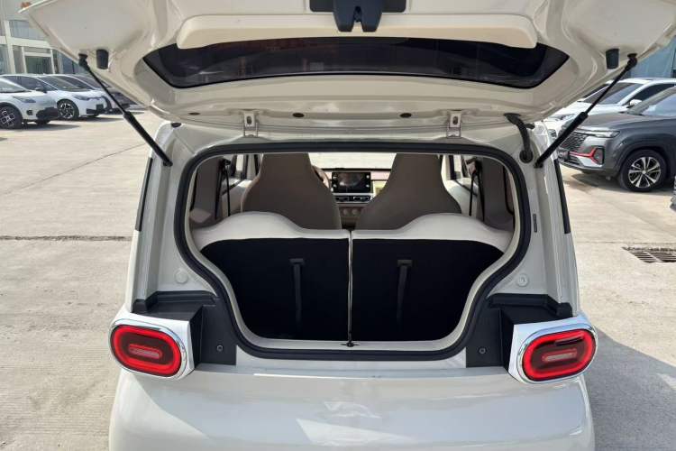 Used Wuling Hongguang MINIEV 2024 3rd Generation 215km Advanced Version