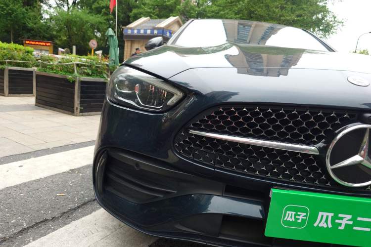 Used Mercedes-Benz C-Class 2023 Restyled C 260 L Night Edition Sports Version Right Front Headlight