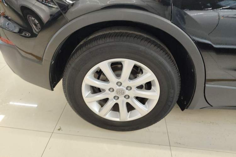 Used Buick Envision 2020 20T Two-Wheel Drive Leading Version Right Rear Wheel Hub