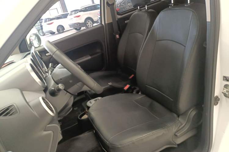 Used ORA Black Cat 2021 301 km Basic Version
