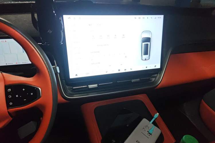 Used Dongfeng eπ eπ008 2024 210Max Range-Extended Version 6 Seats
