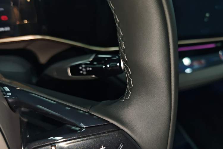 Used Hongqi EH7 2024 690 Pro
