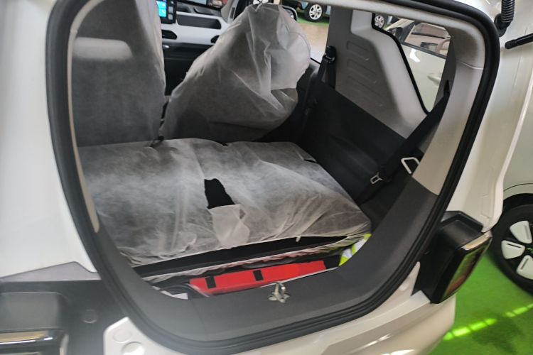 Used Geely Galaxy Panda 2024 Panda Mini 200km Endurance Bear Trunk