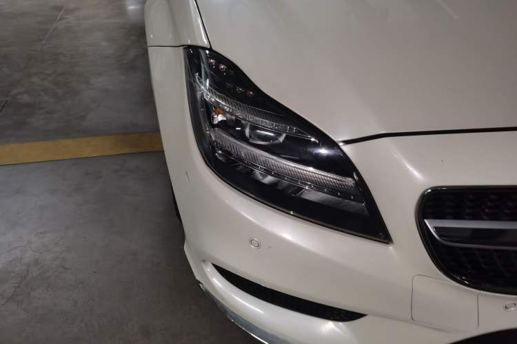 Used Mercedes-Benz CLS 2015 CLS 320 Right Front Headlight