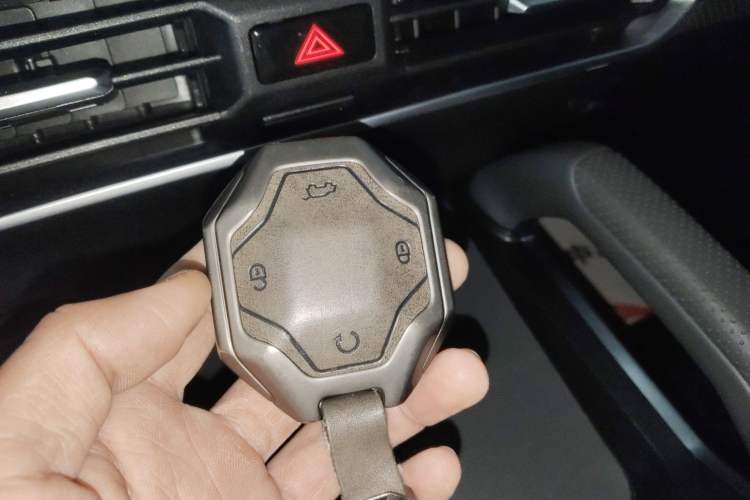 Used JETOUR Traveler 2023 2.0T All-Wheel Drive Conquer PRO