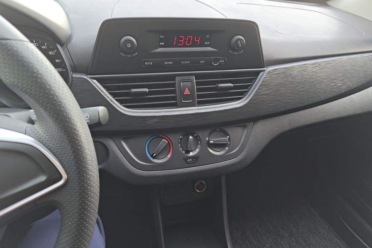 Used Baojun 310W 2020 1.5L Automatic Enjoyment Version China VI Emission Standard
