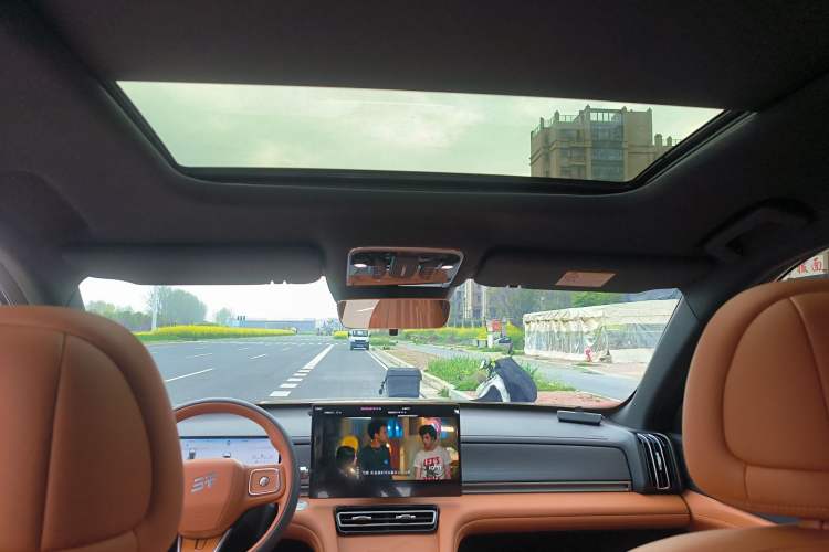 Used JETOUR Shanhai L7 Plus 2025 Model 121km Comfort 5-seater Headliner