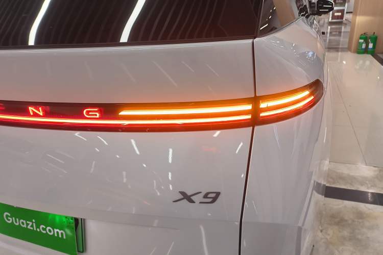 Used XPeng X9 2025 740 Ultra-Long Range Max
