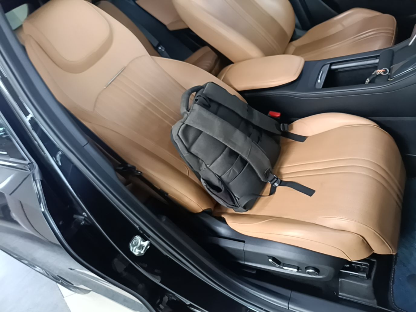 Geely Galaxy L7 2023 1.5T 115 km PLUS — снимка 19