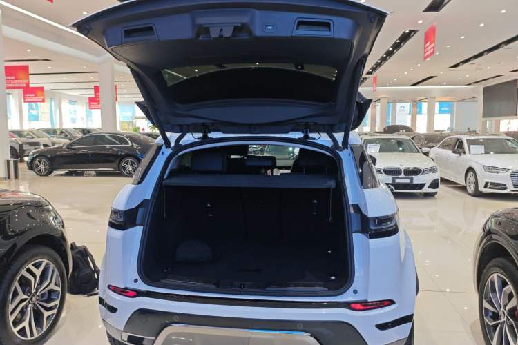 Used Land Rover Range Evoque 2021 Range Rover Velar 249 PS R-Dynamic S Performance Edition
