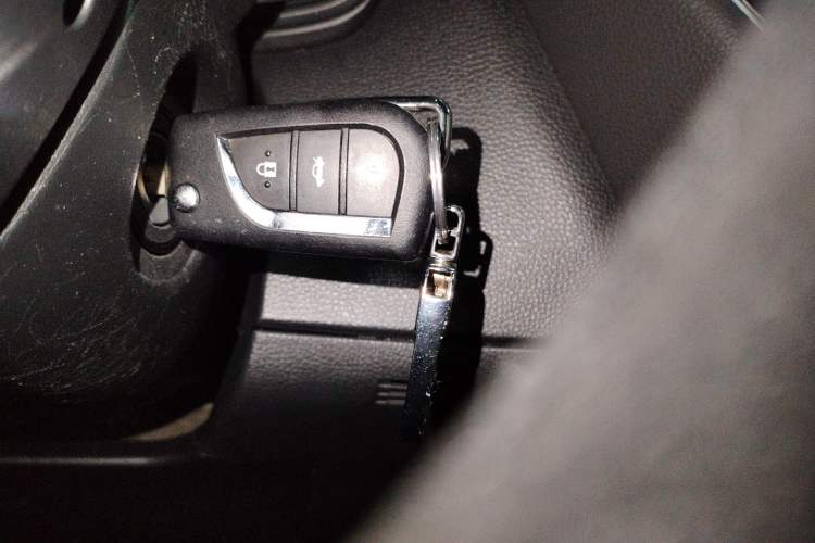 Used Toyota Levin 2021 TNGA 1.5L CVT Entry-Level Model Vehicle Key