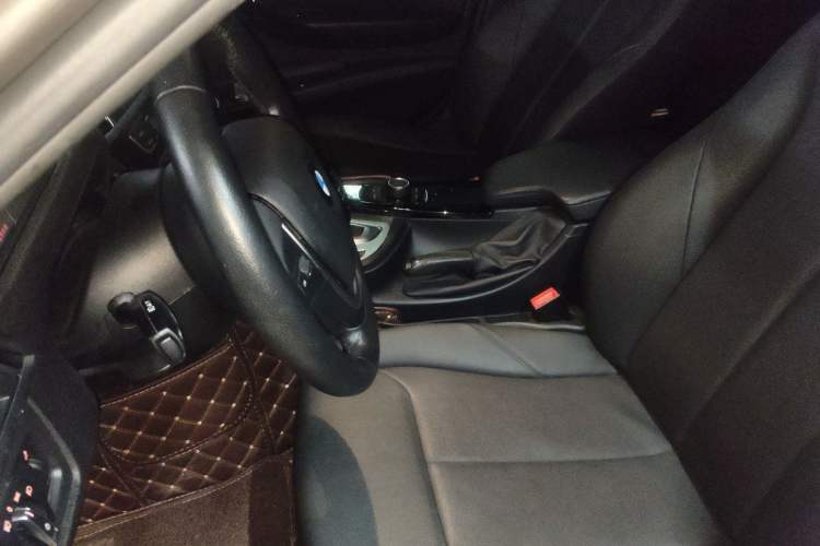 Used BMW 3 Series 2016 328Li Fashion Model Left Front Seat
