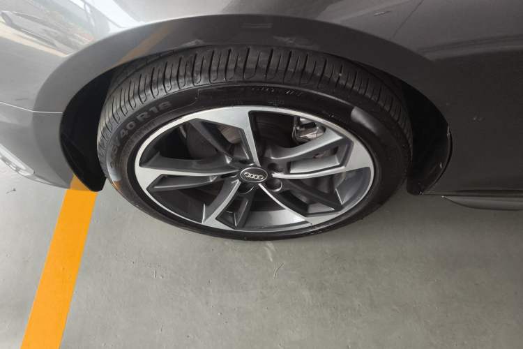 Used Audi A4L 2020 40 TFSI Fashion Dynamic Model Left Front Wheel Hub