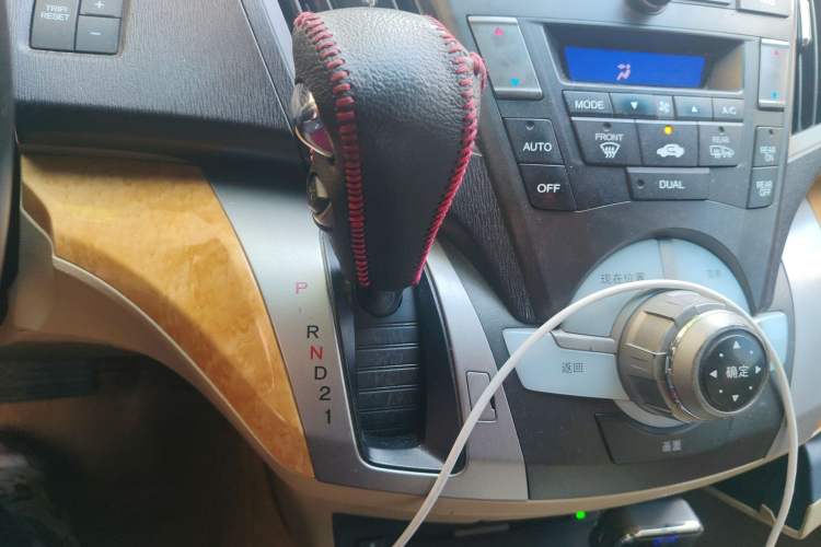 Used Honda Odyssey 2009 2.4L Leading Edition Gear Lever