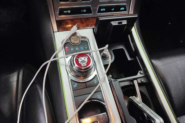 Used Jaguar XF 2015 XF 2.0T Luxury Edition
