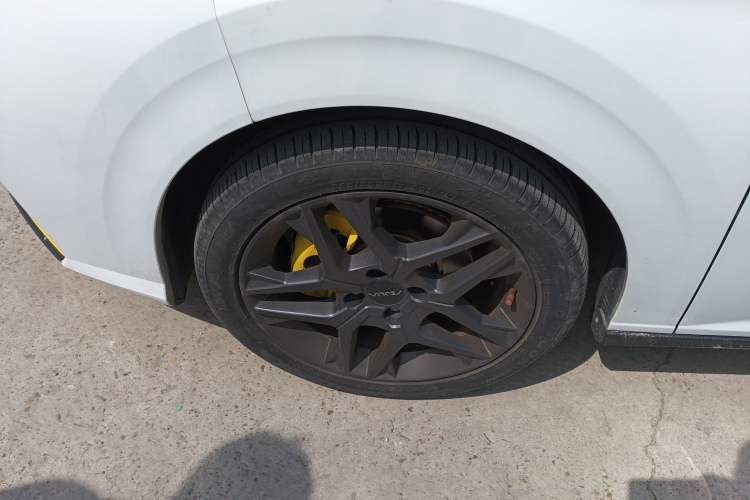 Used Dongfeng Aeolus Yixuan 2023 Mach Edition 1.5T Automatic Pursuit Rider Version Exterior 4