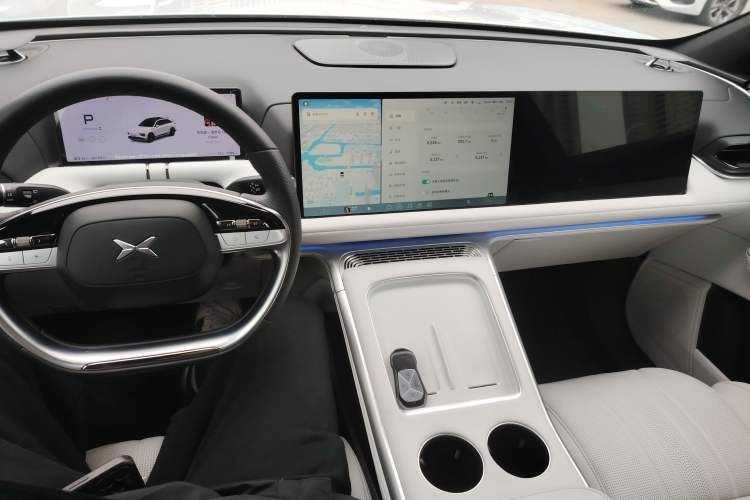 Used XPeng G9 2024 650 Max Center Console