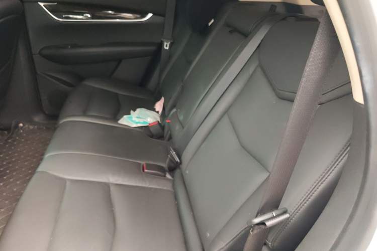 Used Cadillac XT5 2018 25T Luxury Model