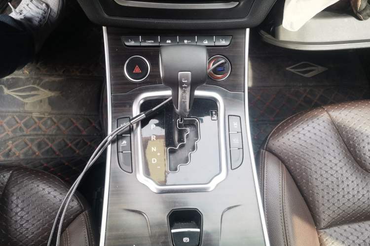 Used Land X7 2015 2.0T Panoramic Prestige Edition