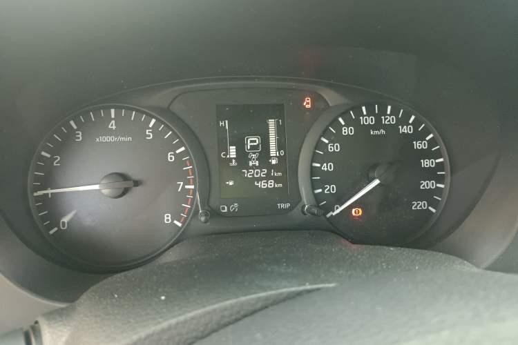 Used Nissan Navara 2017 2.5L Automatic 4x4 Luxury Edition QR25