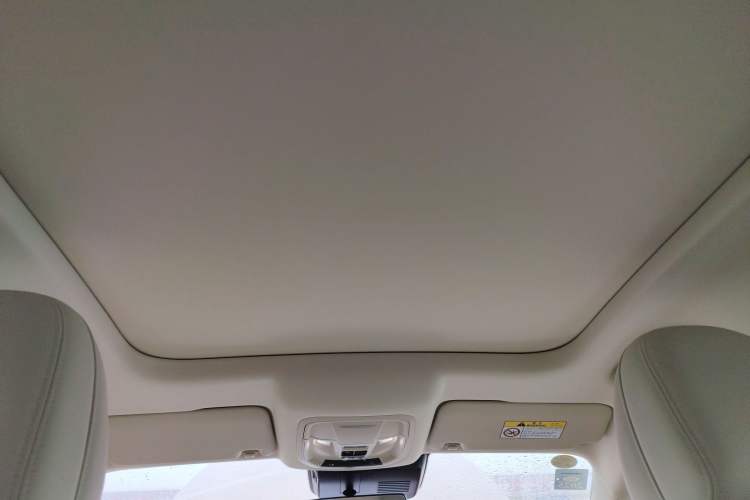 Used ORA Good Cat 2021 400km Standard Range Venus Edition Lithium Iron Phosphate