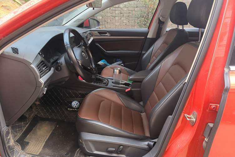 Used Volkswagen Lavida 2018 Hatchback 280TSI DSG Luxury Edition China V Standard Left Front Seat