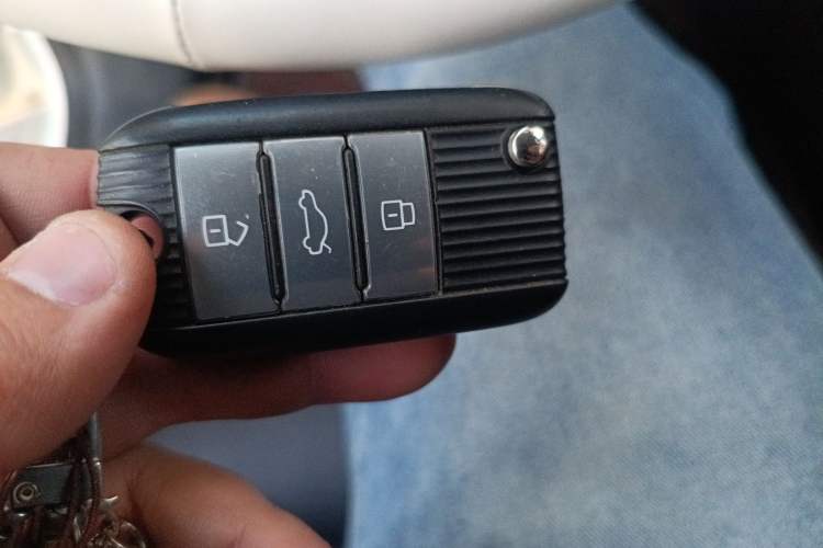 Used Roewe i6 New Energy 2019 PLUS 50T 4G Connected Glory Luxury Edition